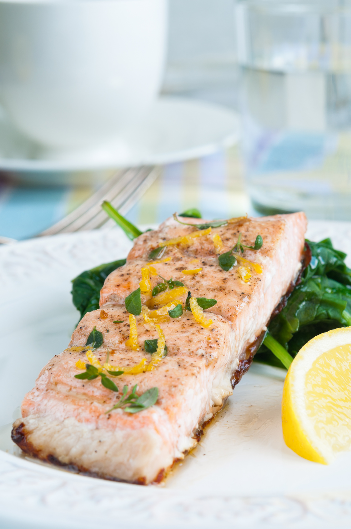 Fish en papillote with spinach - France Lait