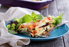 Lasagnes aux poivrons, aubergines et mozzarella
