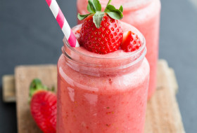 Smoothie melon, fraise et pomme