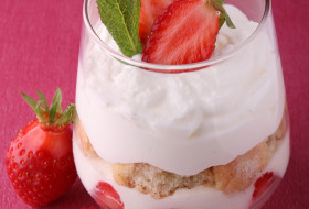Strawberry tiramisu verrines