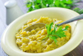 Pea puree with ham